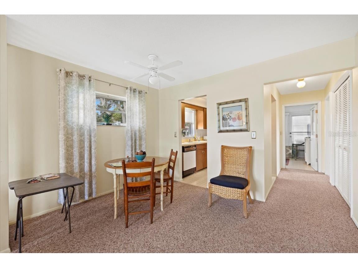 1343 Glendale Circle W #216 Sarasota FL 34232 A4647065 image6