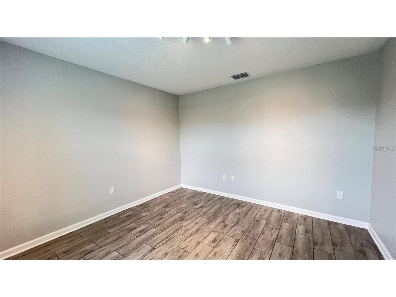 1343 Lassen Street Haines City FL 33844 S5142759 image7