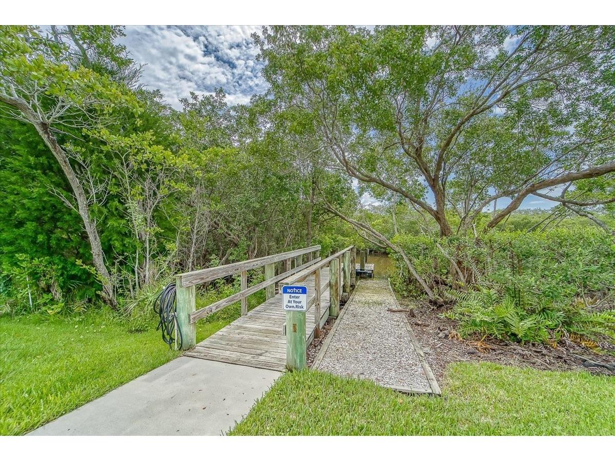 1343 Perico Point Circle #117 Bradenton FL 34209 TB8426273 image96