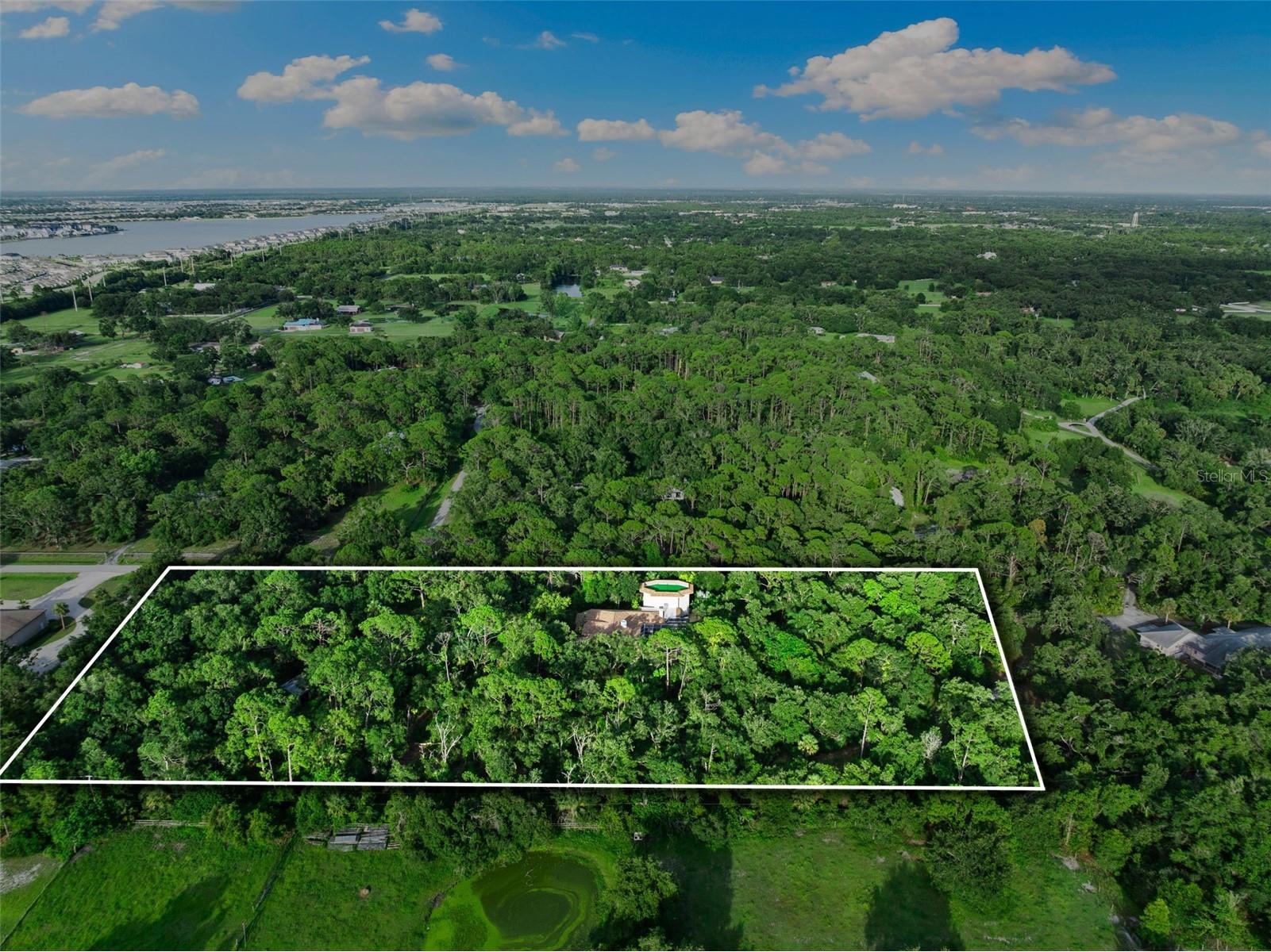 1343 Ranchero Drive Sarasota FL 34240 A4637854 image70