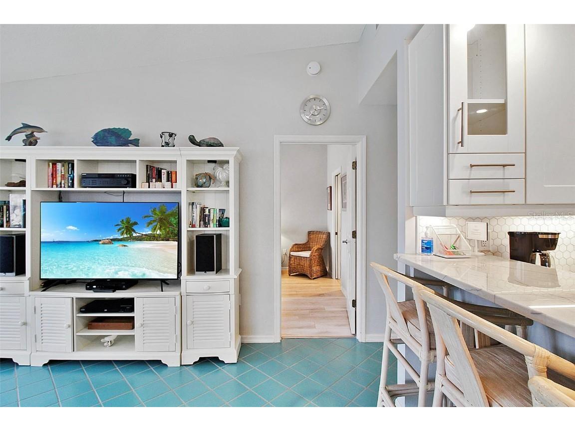 1343 Siesta Bayside Drive #1343-C Sarasota FL 34242 A4593764 image22