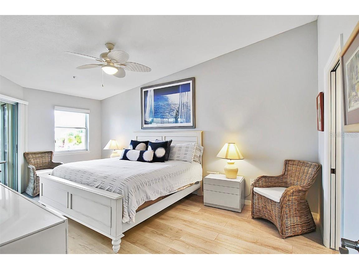 1343 Siesta Bayside Drive #1343-C Sarasota FL 34242 A4593764 image23