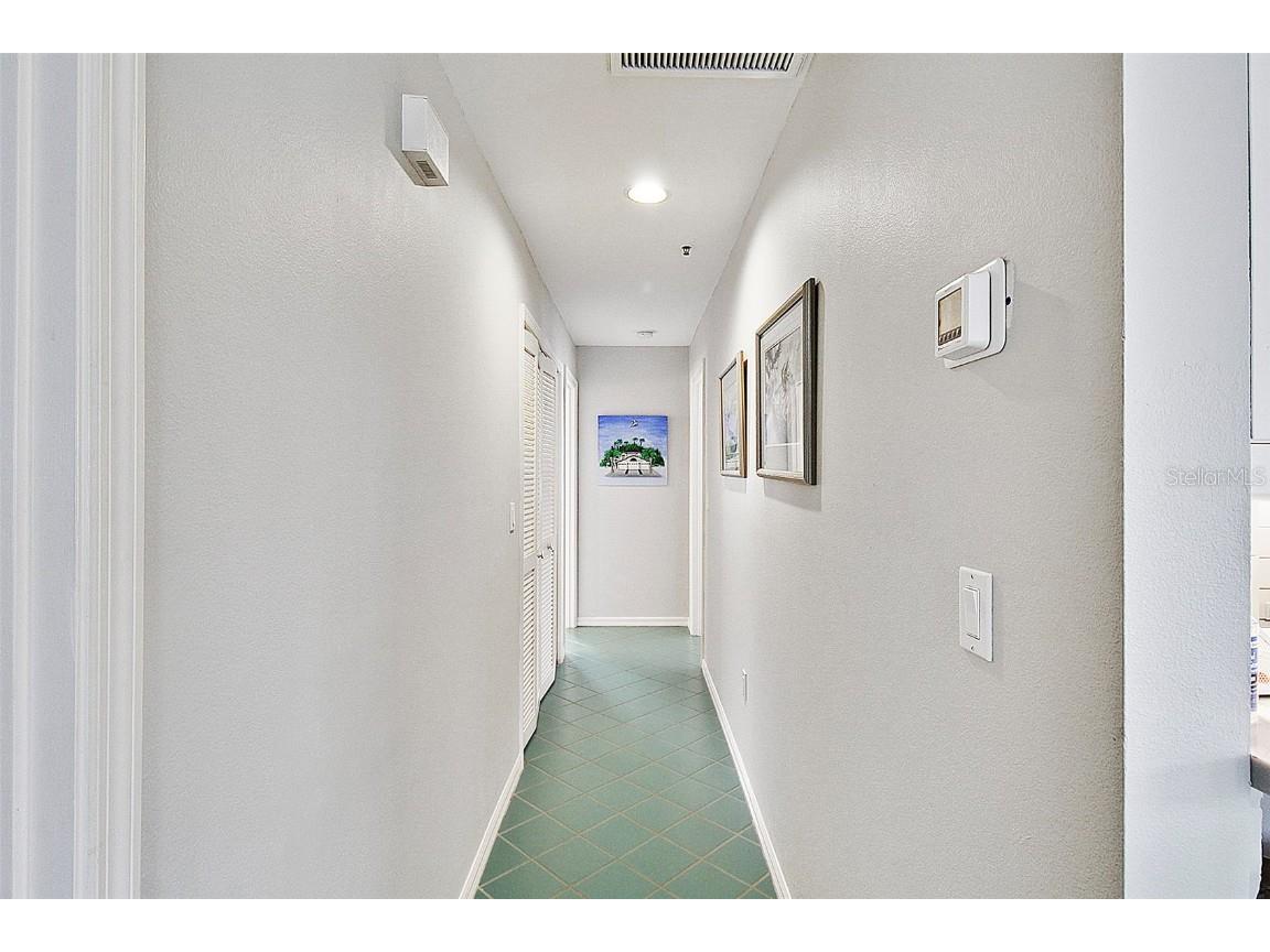 1343 Siesta Bayside Drive #1343-C Sarasota FL 34242 A4593764 image30