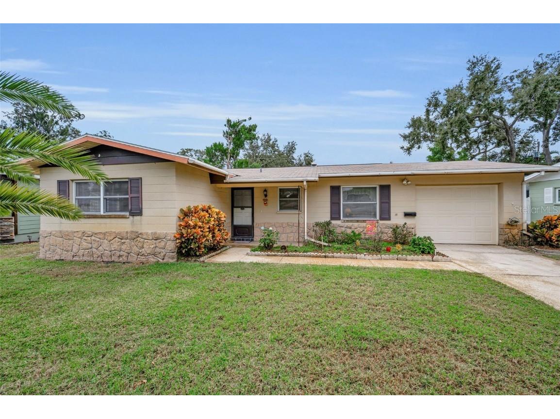 13434 Ridgeland Drive Seminole FL 33776 TB8446885 image1