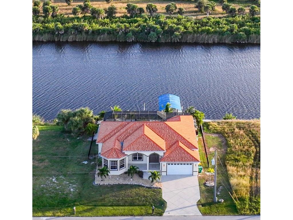 13437 Greencastle Avenue Port Charlotte FL 33981 - SANTA CRUZ WATERWAY D6133072 image1