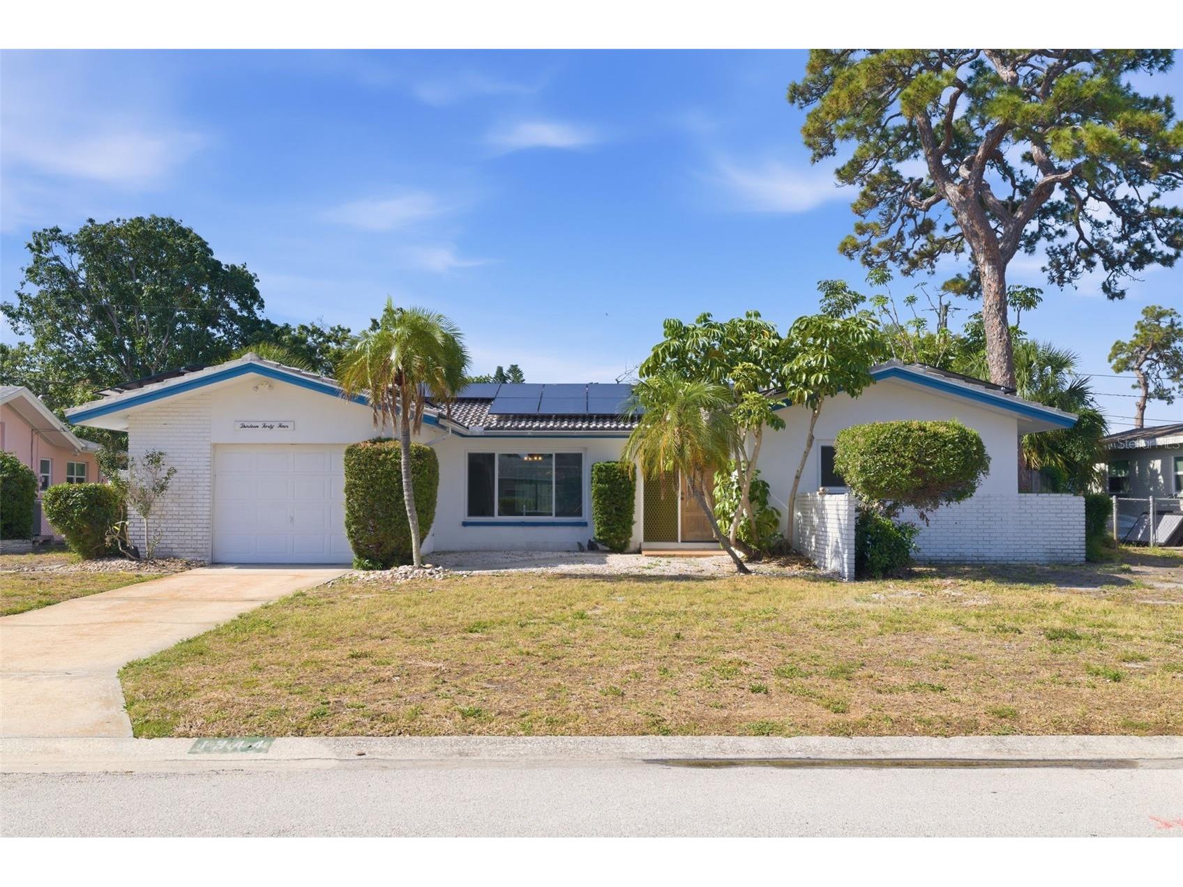 1344 62nd Place S Saint Petersburg FL 33705 TB8472828 image1