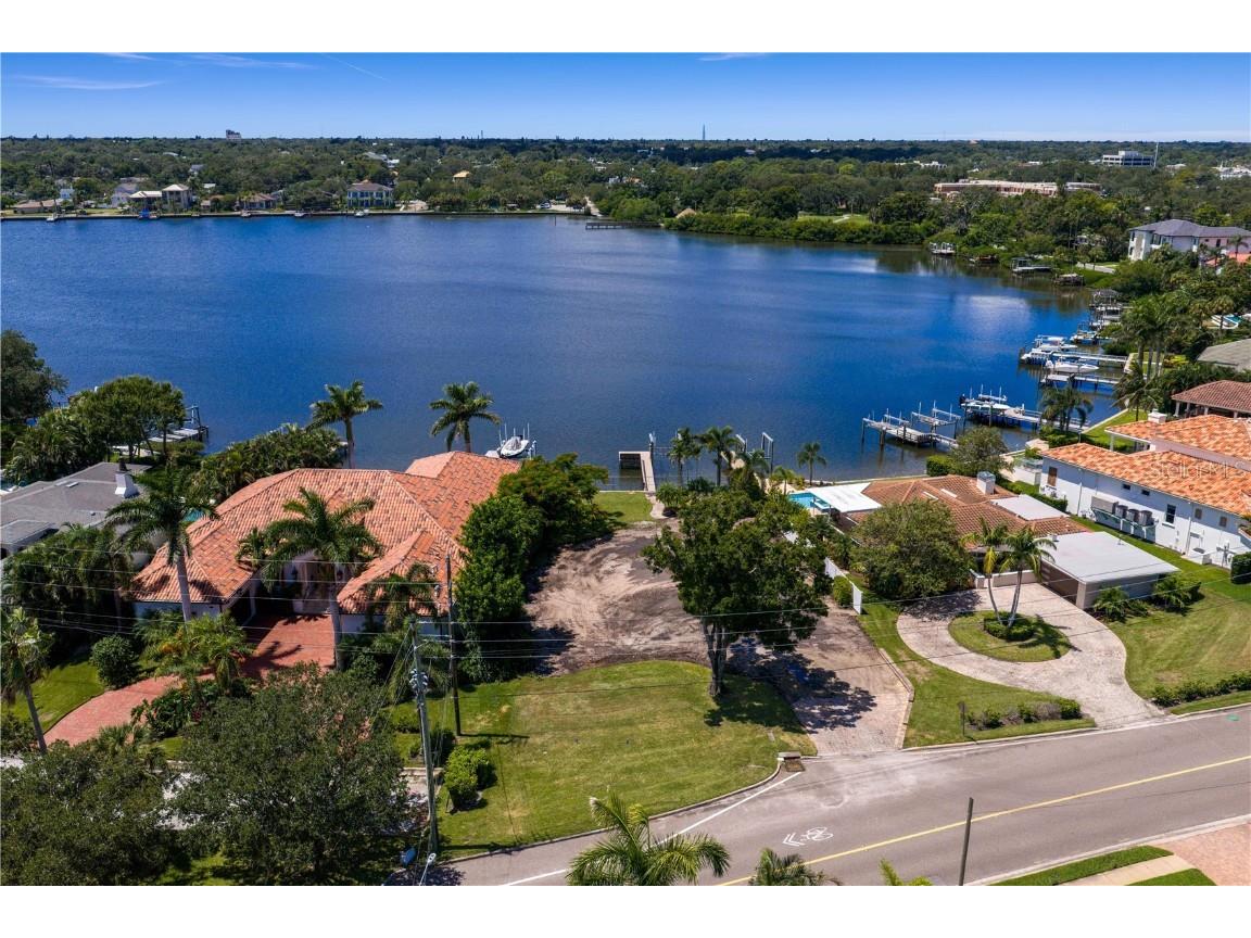 1344 Monterey Boulevard NE Saint Petersburg FL 33704 TB8425839 image1