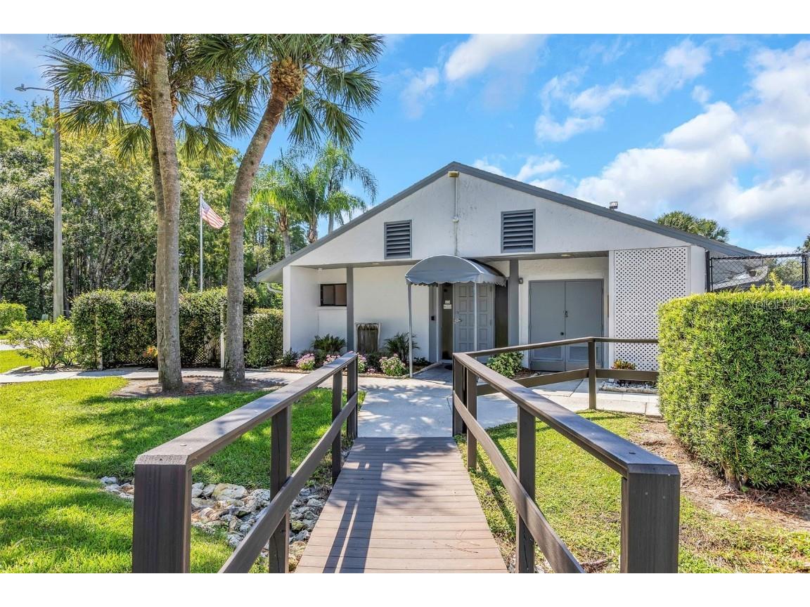 1344 Pine Ridge Circle E #D2 Tarpon Springs FL 34688 W7879031 image21