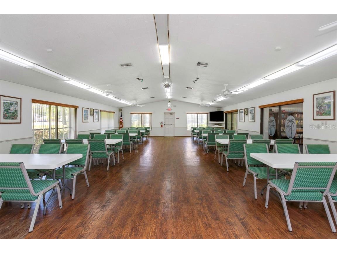 1344 Pine Ridge Circle E #D2 Tarpon Springs FL 34688 W7879031 image24