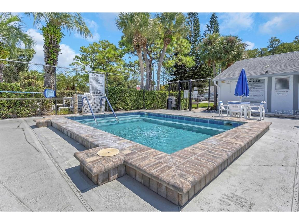 1344 Pine Ridge Circle E #D2 Tarpon Springs FL 34688 W7879031 image27