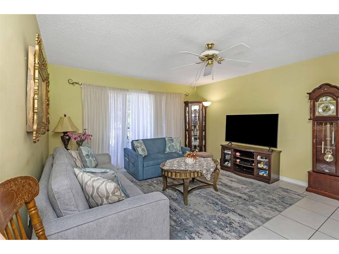 1344 Pine Ridge Circle E #D2 Tarpon Springs FL 34688 W7879031 image3