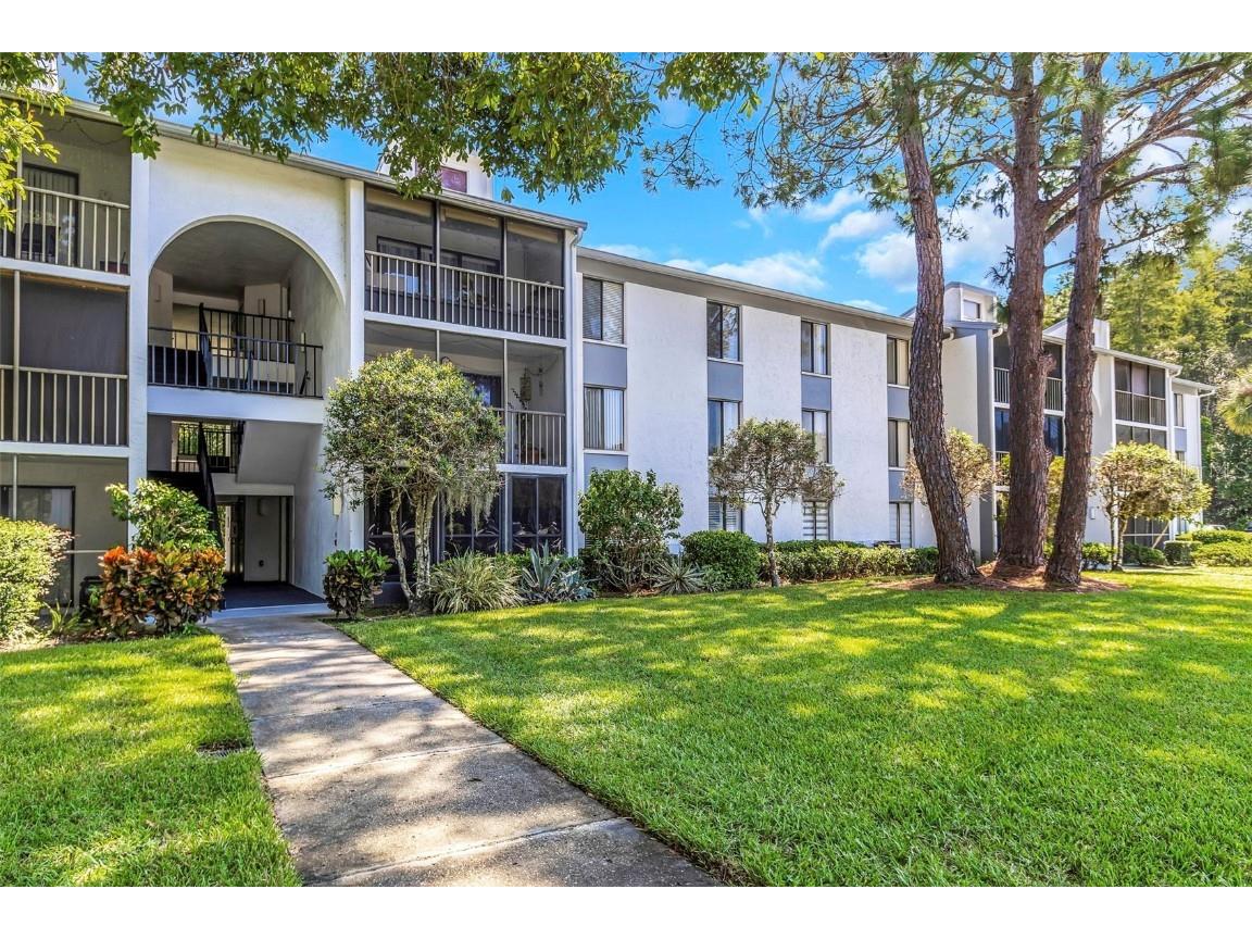 1344 Pine Ridge Circle E #D2 Tarpon Springs FL 34688 W7879031 image6