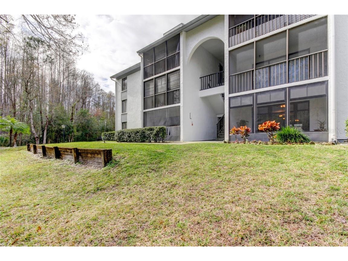 1344 Pine Ridge Circle E #F1 Tarpon Springs FL 34688 U8189893 image1