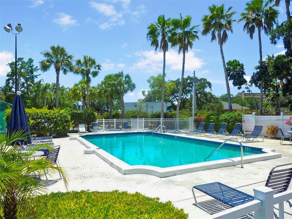 1344 Siesta Bayside Drive #1344-D Sarasota FL 34242 A4589576 image13