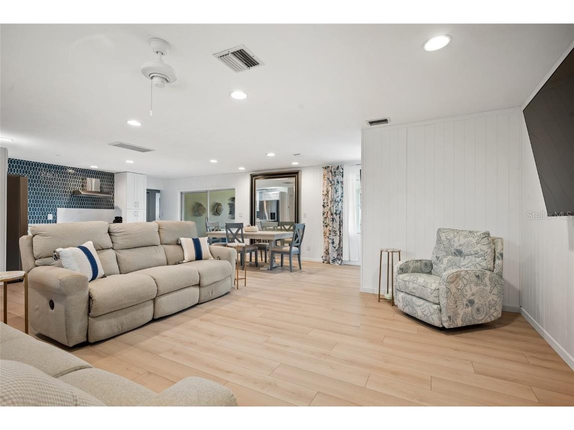 13441 Del Prado Drive S Largo FL 33774 TB8431730 image6