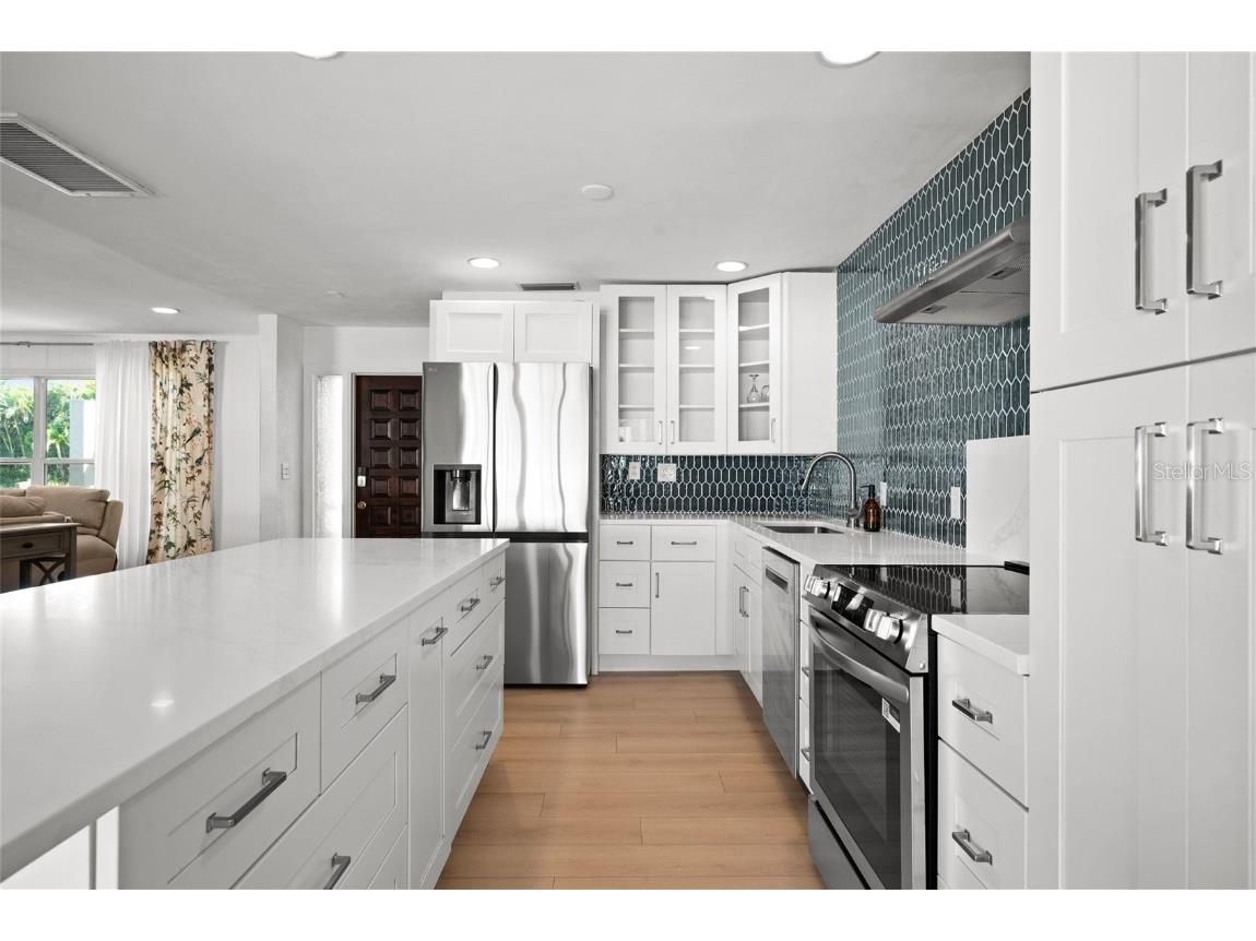 13441 Del Prado Drive S Largo FL 33774 TB8431730 image8