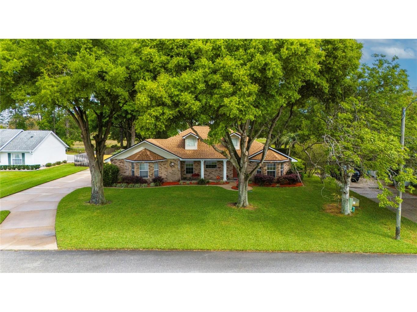 13443 Oak Bend Drive Grand Island FL 32735 G5079821 image1