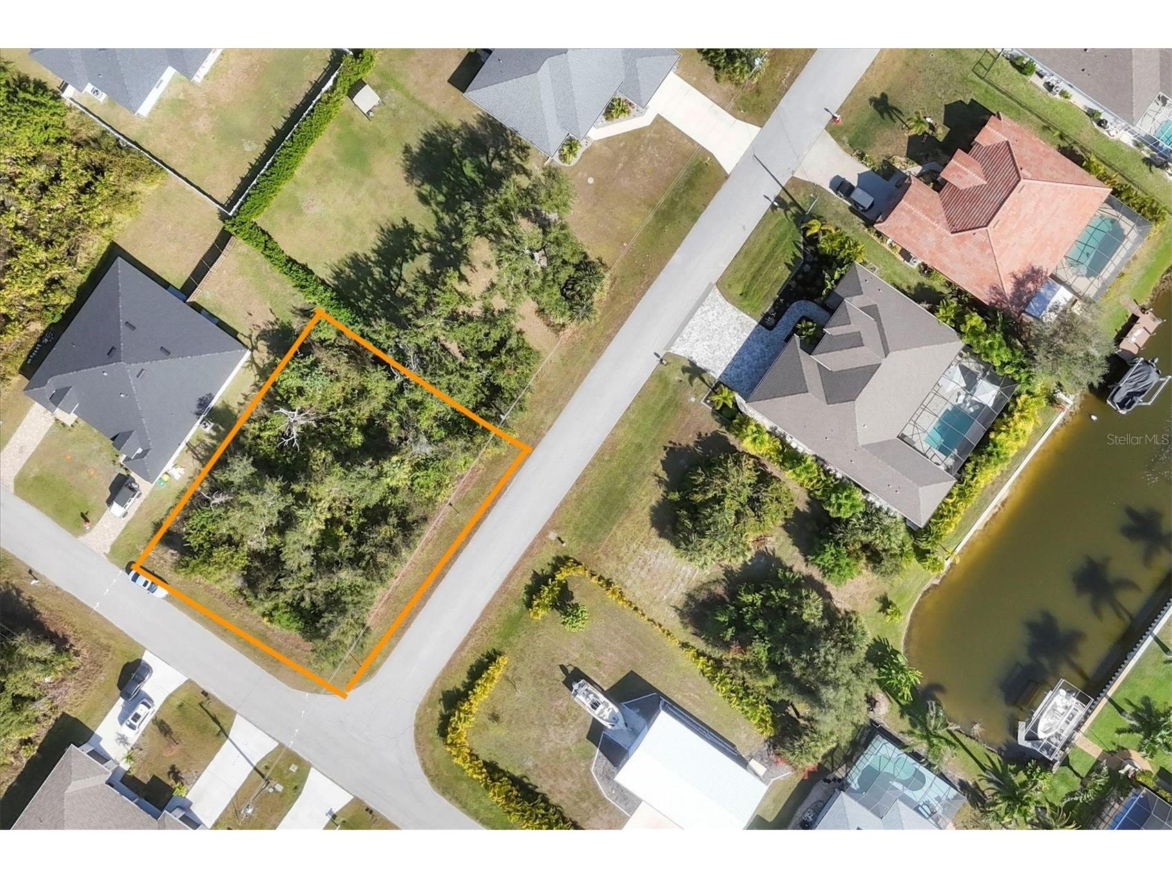 13445 Amaryllis Circle Port Charlotte FL 33981 D6146624 image2