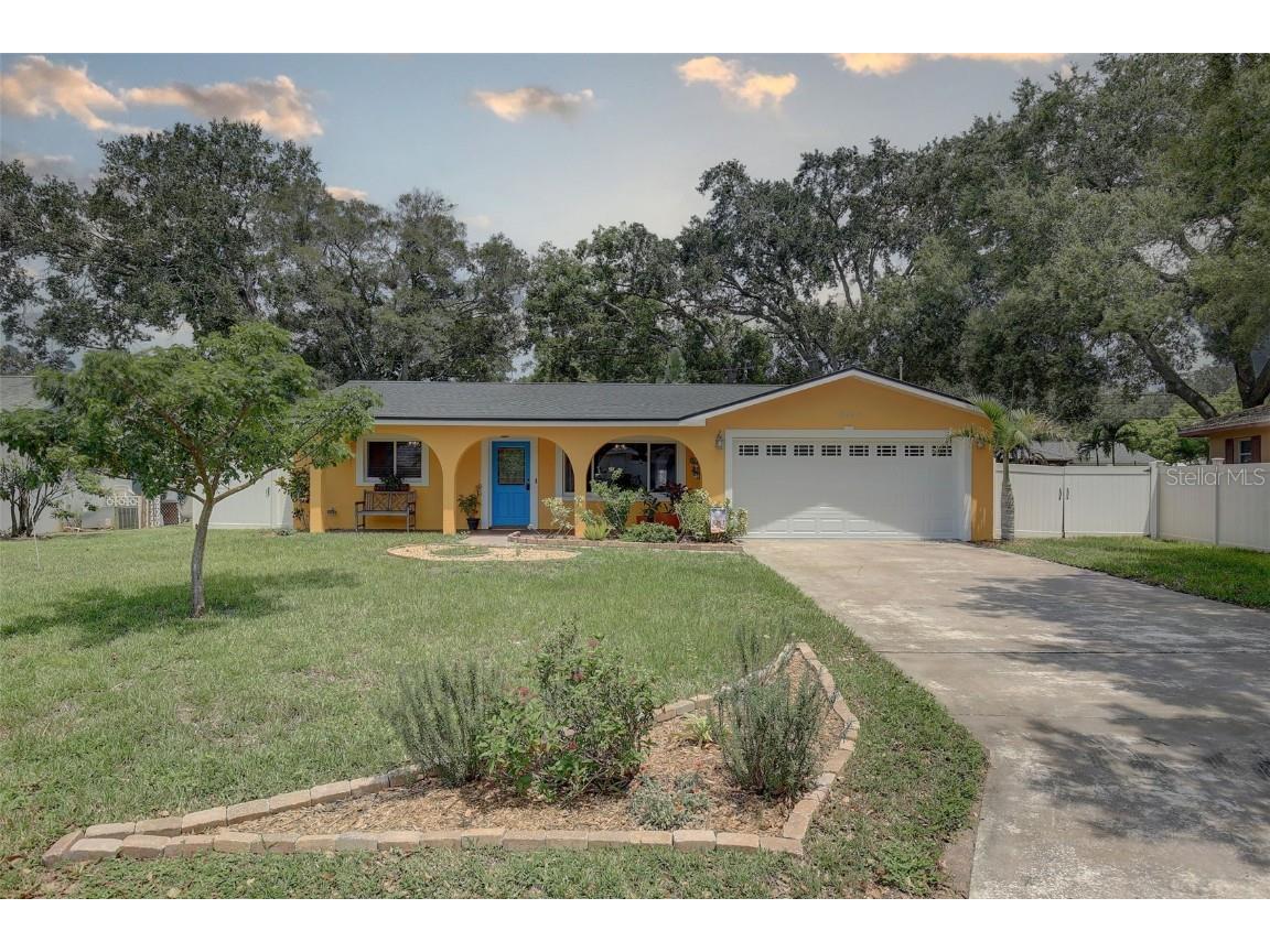 13447 99th Avenue Seminole FL 33776 U8253586 image1