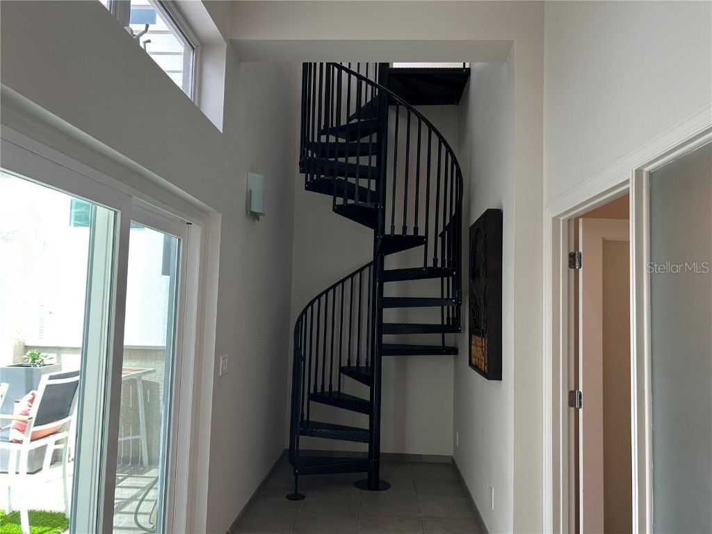 1345 2nd Street #C Sarasota FL 34236 A4618267 image5