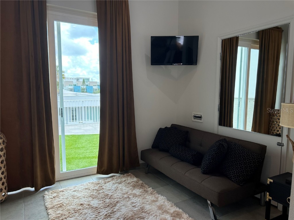 1345 2nd Street #C Sarasota FL 34236 A4618267 image50