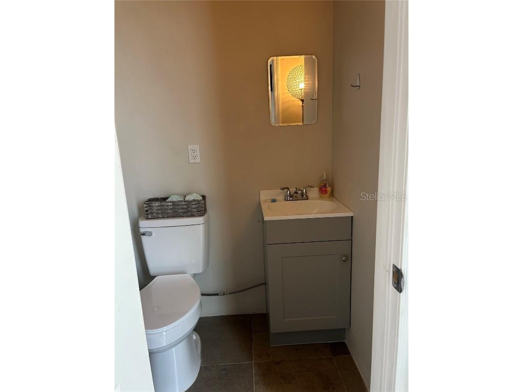 1345 2nd Street #C Sarasota FL 34236 A4618267 image54