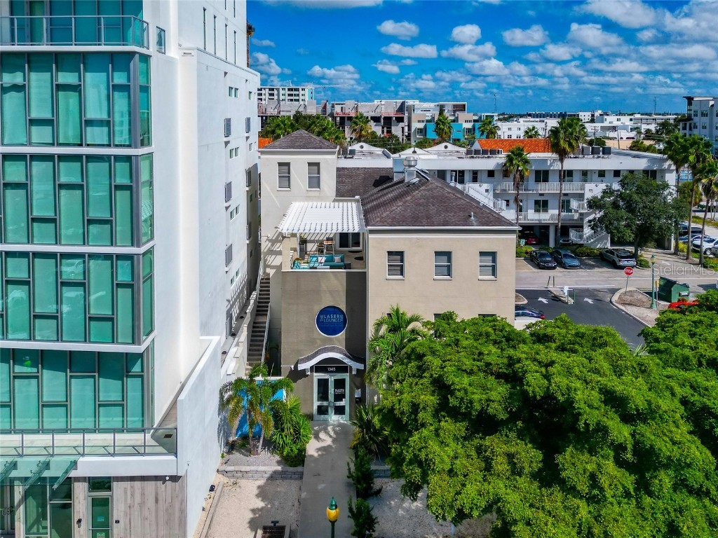 1345 2nd Street Sarasota FL 34236 A4666612 image3