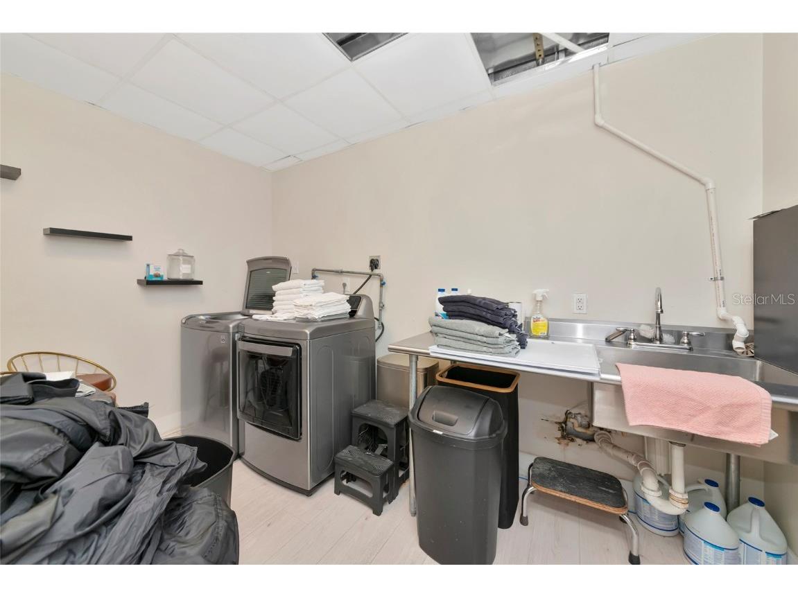 1345 2nd Street Sarasota FL 34236 A4666612 image32