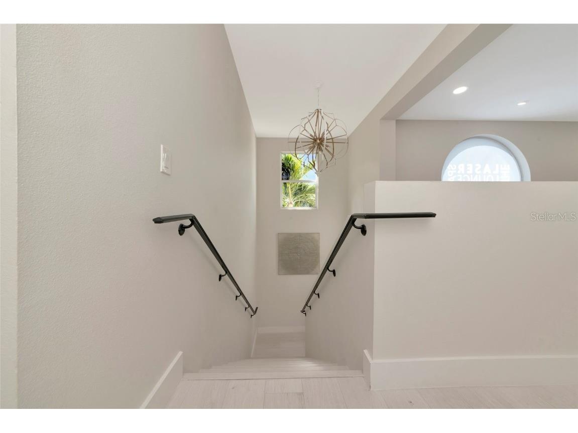 1345 2nd Street Sarasota FL 34236 A4666612 image38