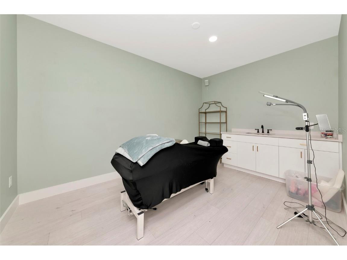 1345 2nd Street Sarasota FL 34236 A4666612 image46