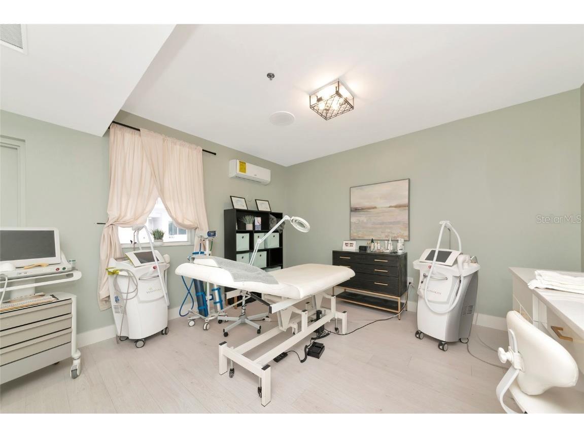 1345 2nd Street Sarasota FL 34236 A4666612 image48