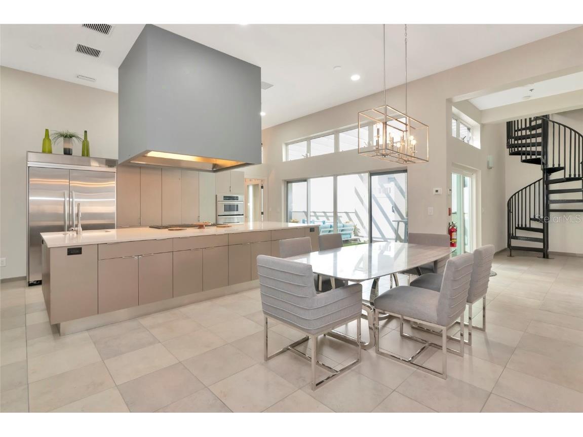 1345 2nd Street Sarasota FL 34236 A4666612 image61