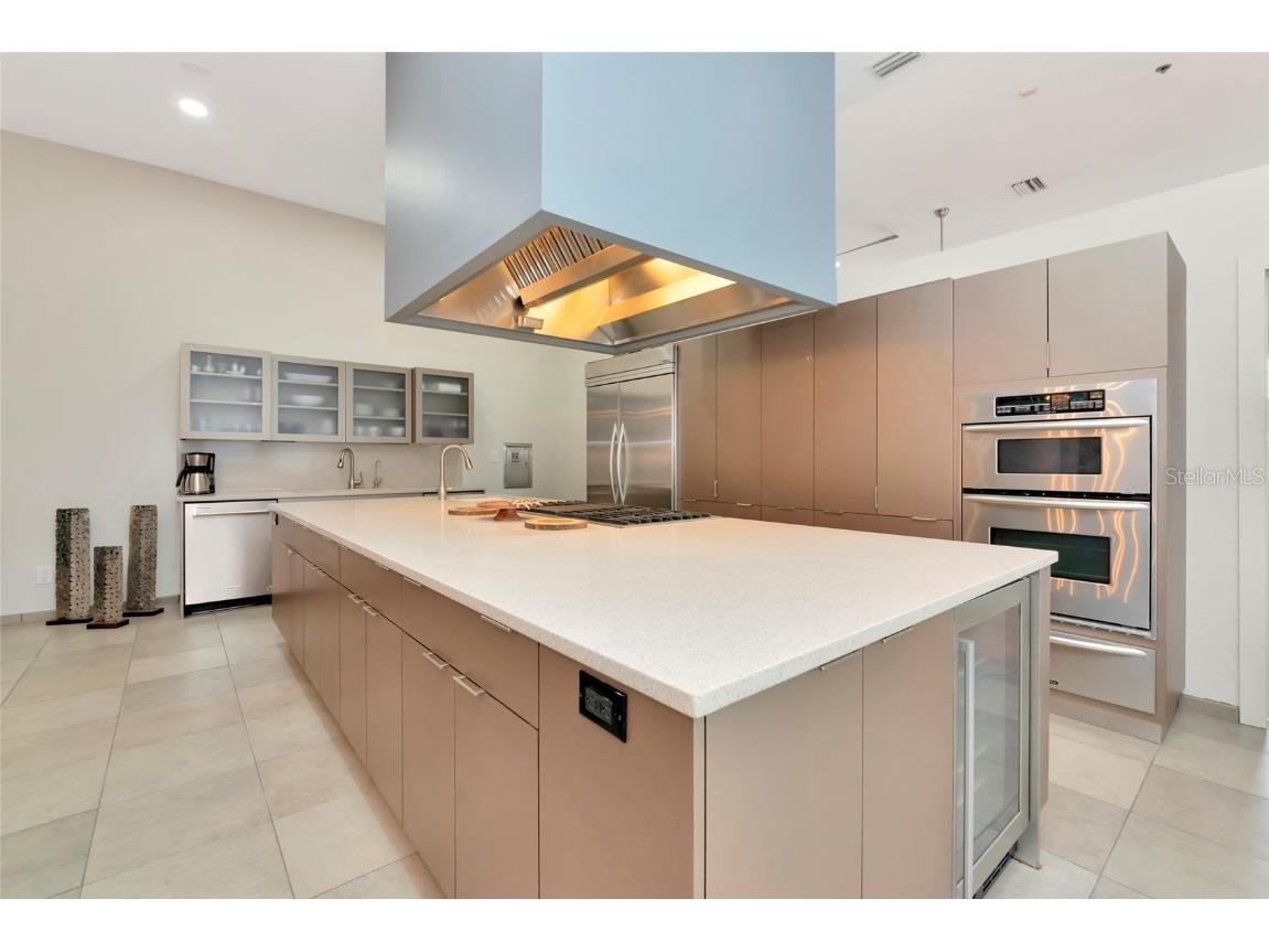 1345 2nd Street Sarasota FL 34236 A4666612 image67