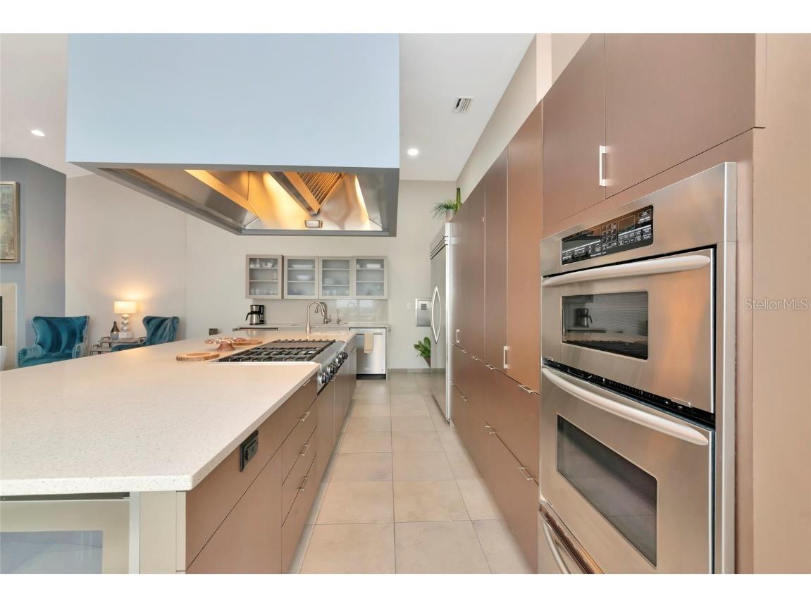 1345 2nd Street Sarasota FL 34236 A4666612 image71