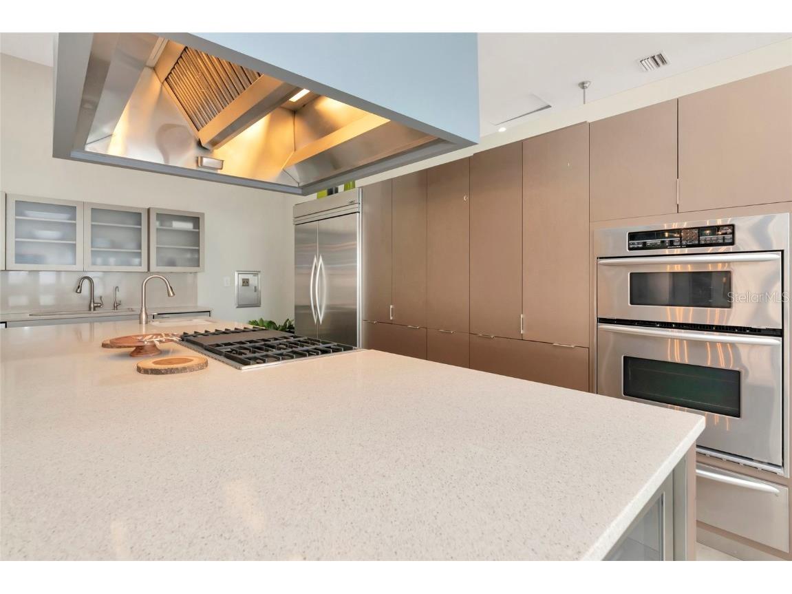 1345 2nd Street Sarasota FL 34236 A4666612 image72