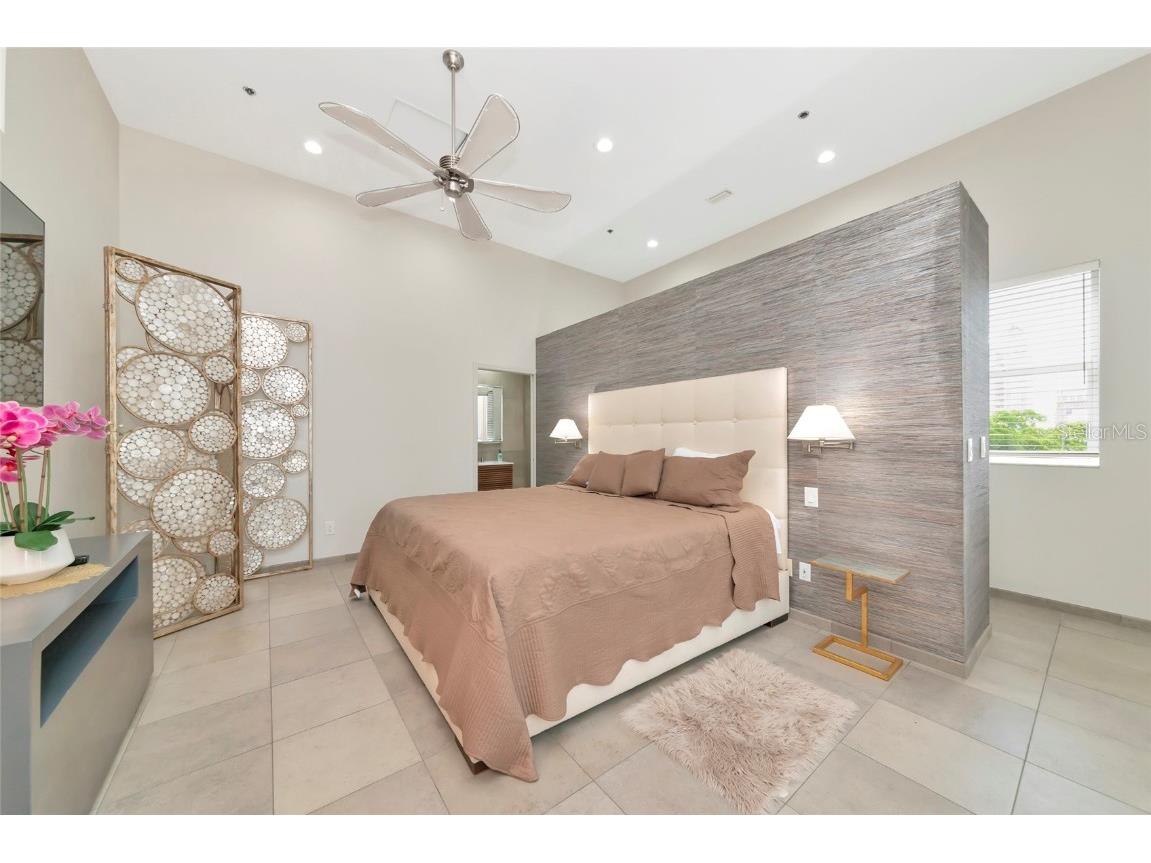 1345 2nd Street Sarasota FL 34236 A4666612 image78