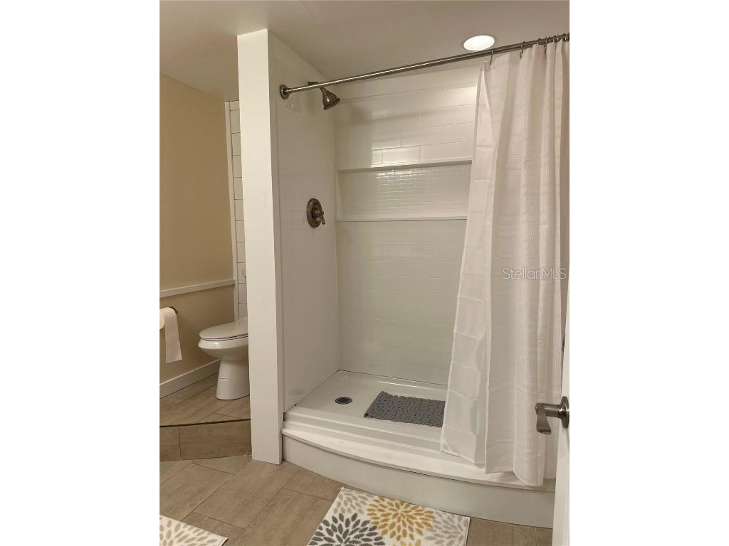 1345 Airport Drive #H20 Tallahassee FL 32304 OM706278 image22