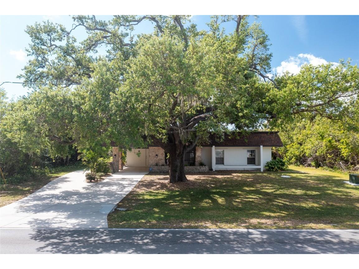 1345 Harbor Boulevard Port Charlotte FL 33952 C7507180 image1