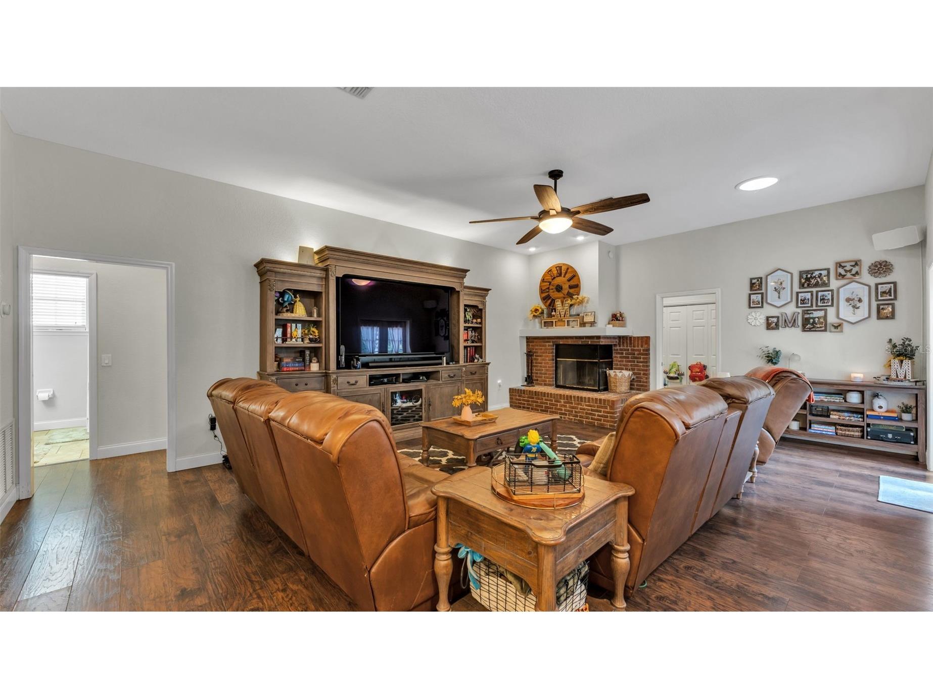 1345 Longoak Dr Drive N Lakeland FL 33811 L4958435 image41