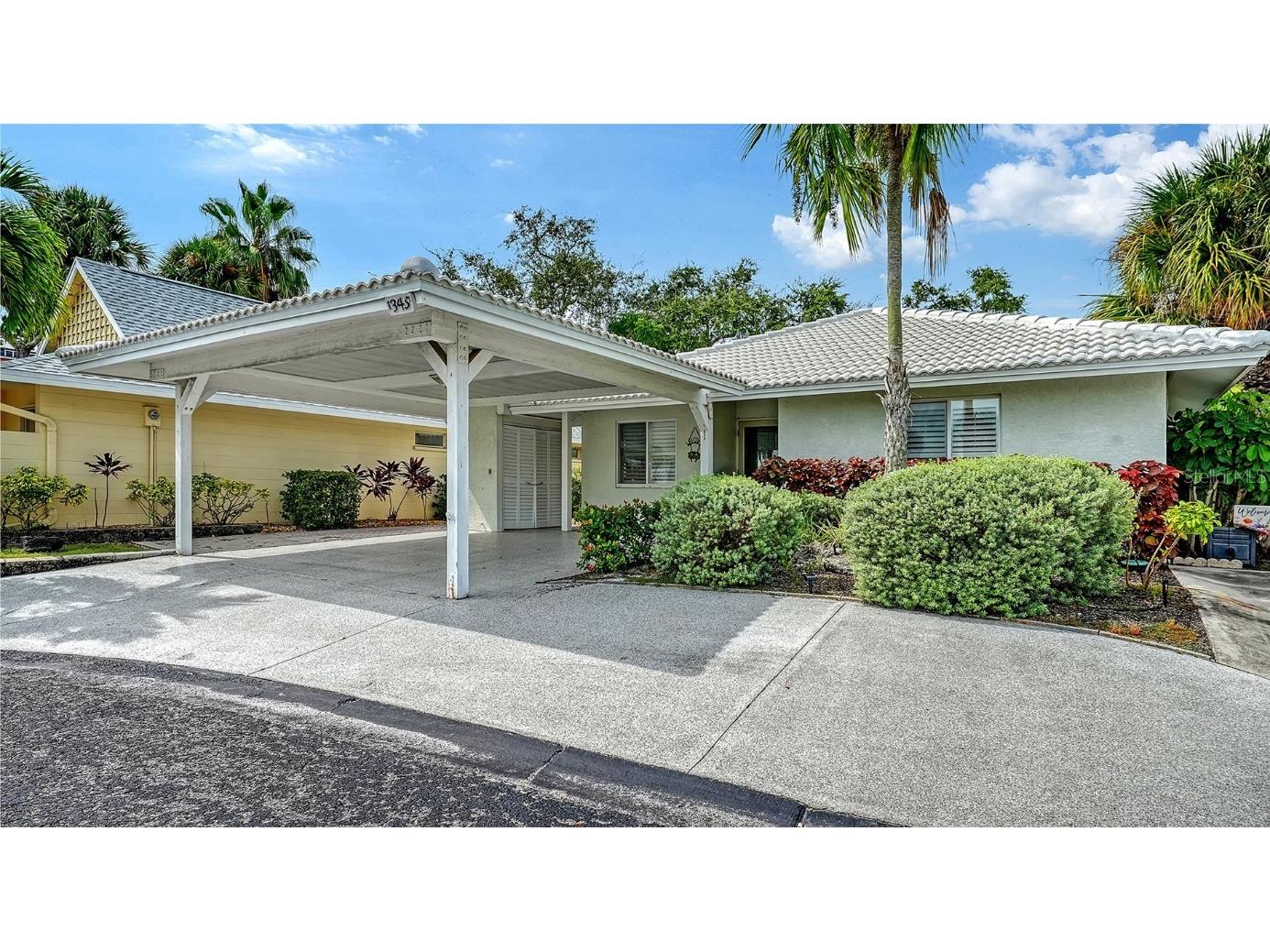1345 Moonmist Drive #T6 Sarasota FL 34242 - LITTLE SARASOTA BAY A4654050 image1