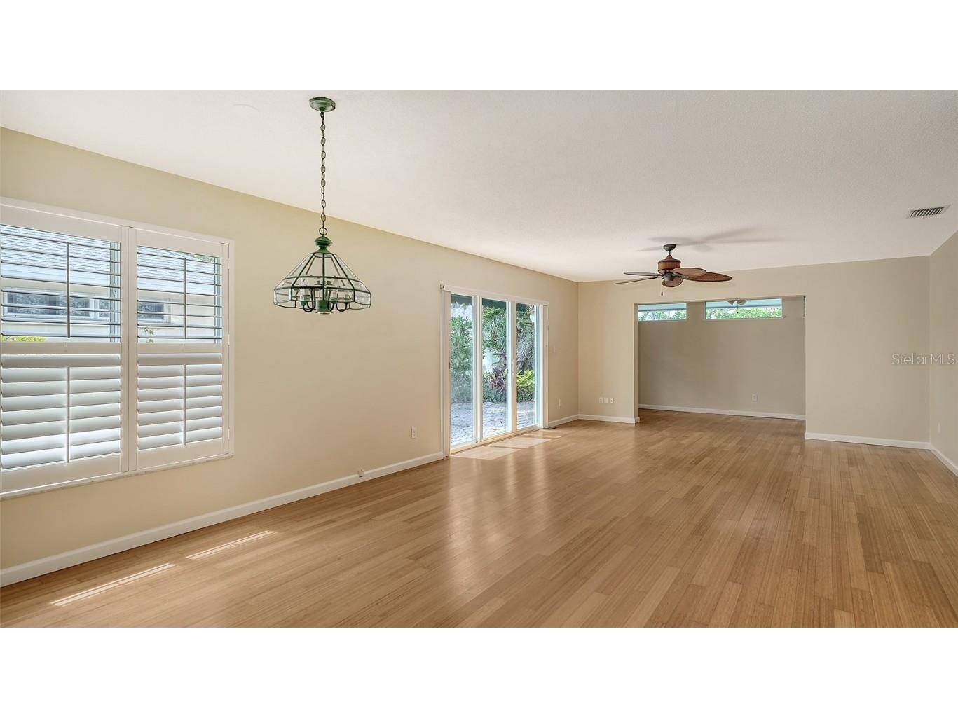 1345 Moonmist Drive #T6 Sarasota FL 34242 - LITTLE SARASOTA BAY A4654050 image4