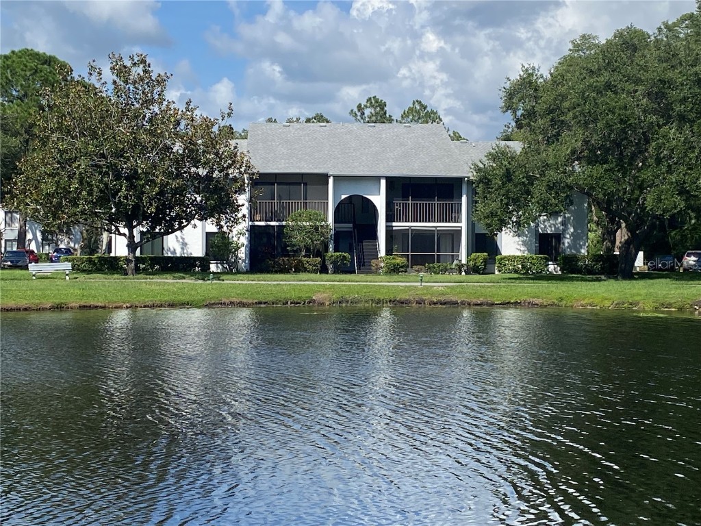 1345 Pine Ridge Circle E #B1 Tarpon Springs FL 34688 FC293156 image1