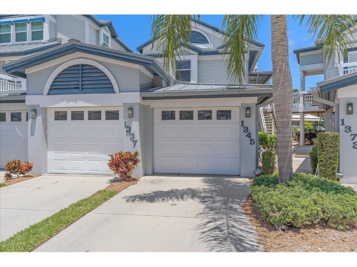 1345 Siesta Bayside Drive #1345-F Sarasota FL 34242 A4571113 image1