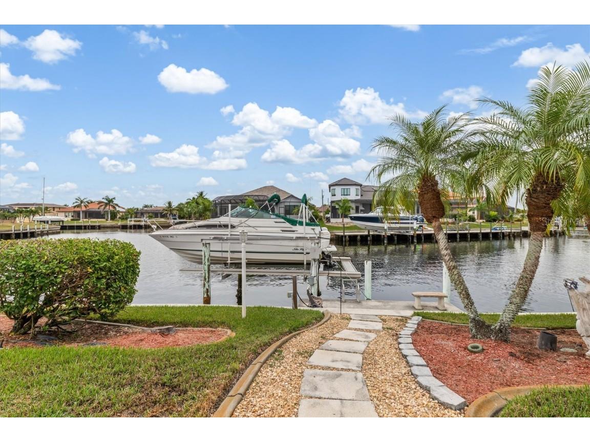 1346 Osprey Drive Punta Gorda FL 33950 C7517464 image4