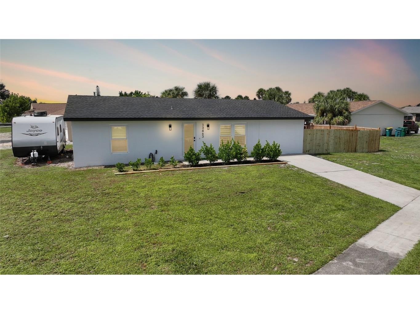 13463 Longwood Avenue Port Charlotte FL 33981 D6143647 image1