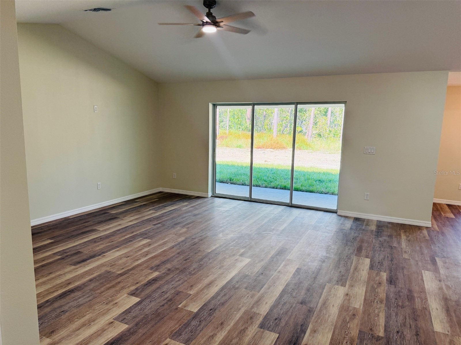 13465 Canyon Swallow Road Weeki Wachee FL 34614 W7885023 image12