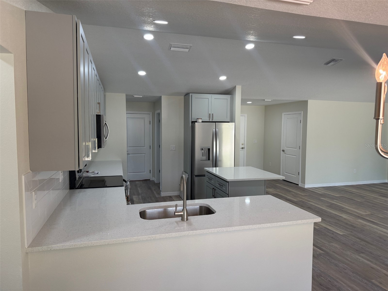 13465 Canyon Swallow Road Weeki Wachee FL 34614 W7885023 image6