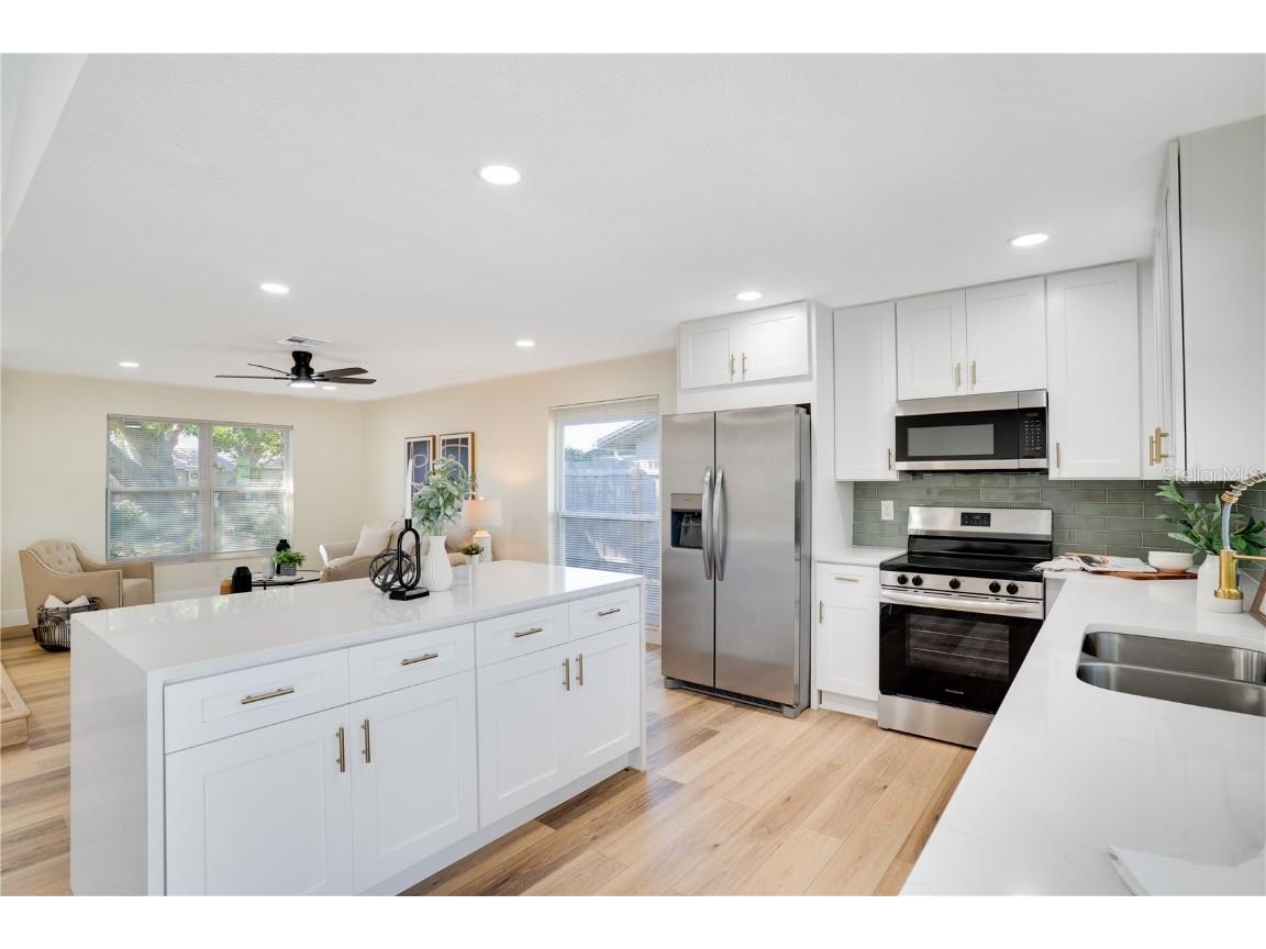 13469 Sol Vista Drive Largo FL 33774 TB8450484 image13