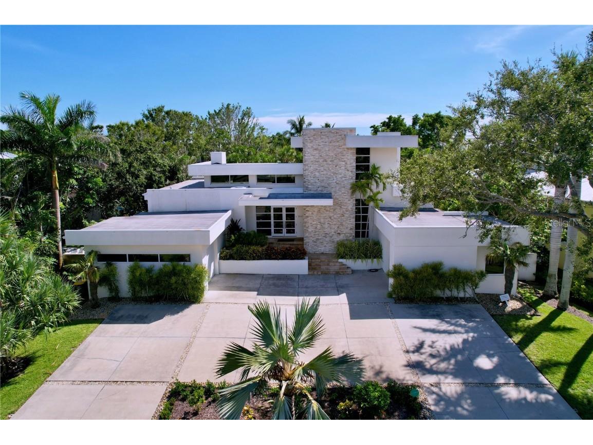 1347 Harbor Drive Sarasota FL 34239 A4661511 image1