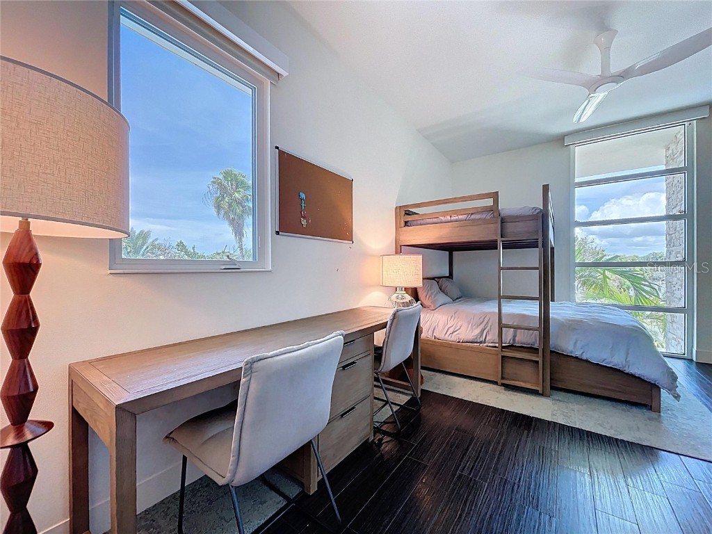 1347 Harbor Drive Sarasota FL 34239 A4661511 image63